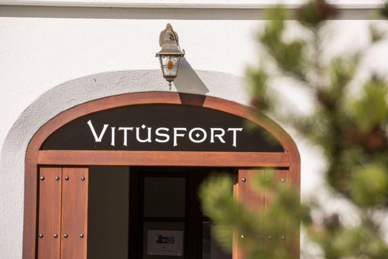 Vitusfort Doppelzimmer Edinburgh フュッセン エクステリア 写真